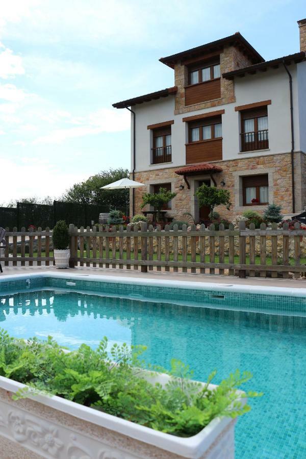 Cuatrovistes Guest House San Martin de Bada Екстериор снимка